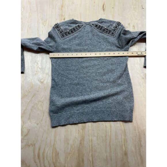 J Crew Jeweled-Shoulder Sweater Gray Size XS With Cashmere And Wool Pullover EUC - Picture 6 of 6